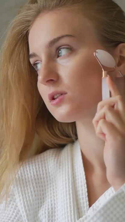 Set De Cuarzo Blanco: Gua Sha + Ve Roller